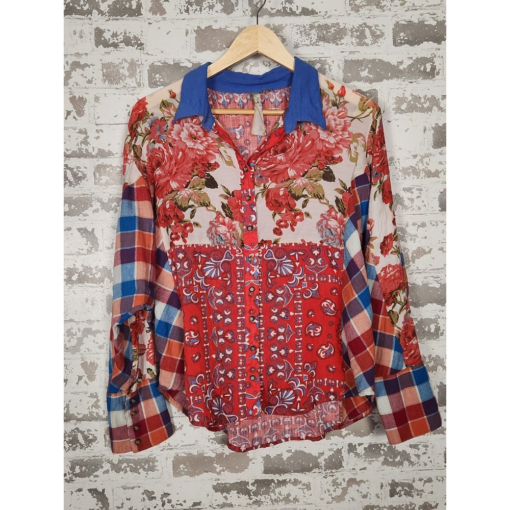 Aratta 4th of July Boho Floral & Plaid Button-Down Shirt with Blue Collar M